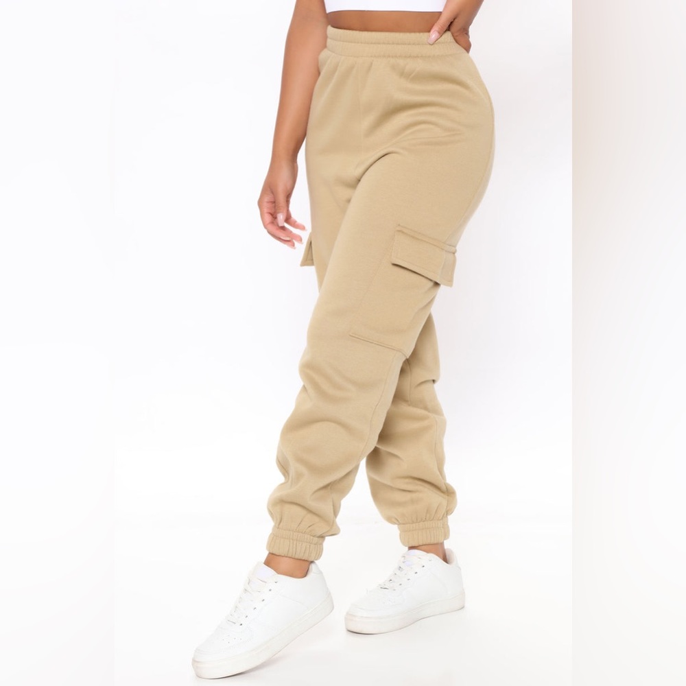 Forever 21 cargo joggers